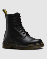 Dr Martens 8up Black Smooth